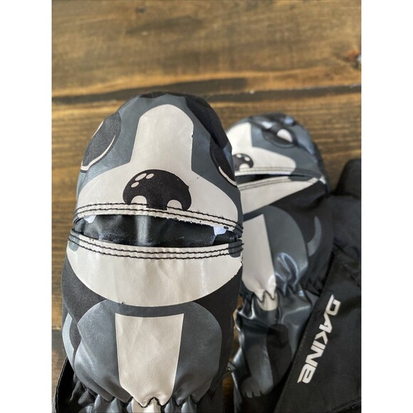 Dakine Kids Scrambler Mittens Raccoon Print Toddler M 2 - 3 Years Black Gray - Picture 7 of 7